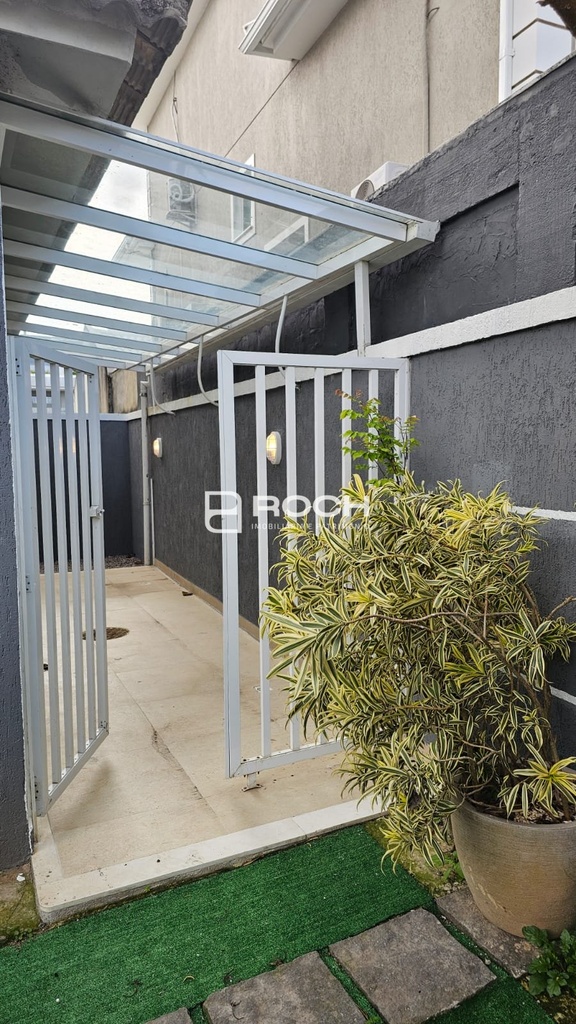 PHOTO-2025-08-20-10-34-33 4.jpg