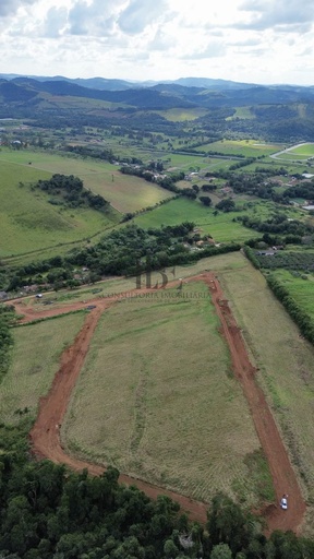 Lote/Terreno de 1m² no bairro Canedos (Batatuba), em Piracaia | Eu Corretor