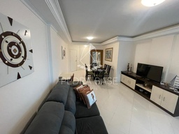Apartamento de 3 quartos, no bairro Meia Praia, em Itapema | Eu Corretor