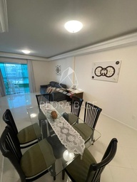 Apartamento de 3 quartos, no bairro Meia Praia, em Itapema | Eu Corretor