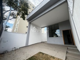Geminado de 3 quartos, 180m² no bairro Santa Mônica, em Belo Horizonte | Eu Corretor