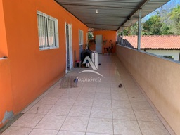 Chácara de 4 quartos, no bairro Parelheiros, em São Paulo | Eu Corretor