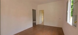 Casa de 2 quartos, no bairro Volta do Ó, em Lambari | Eu Corretor
