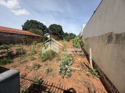 Lote/Terreno no bairro Centro, em Loanda | Eu Corretor