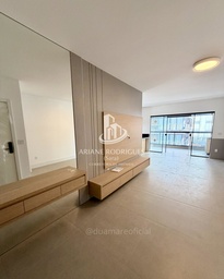 Apartamento de 4 quartos, no bairro Meia Praia, em Itapema | Eu Corretor