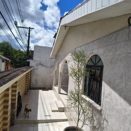 Casa de 3 quartos, no bairro Parque Dez de Novembro, em Manaus | Eu Corretor